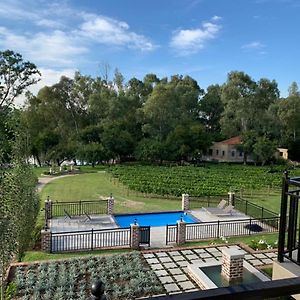 Pont De Val - La Riviere Apartments